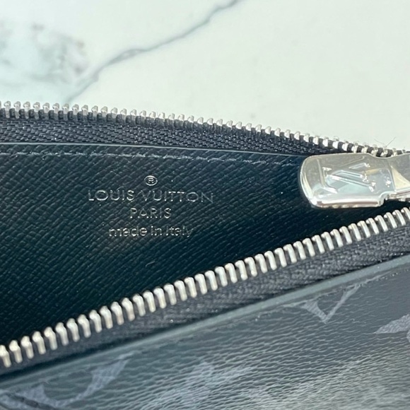 Authentic Louis Vuitton Coin Card Holder. Brand new condition - Picture 3 of 7